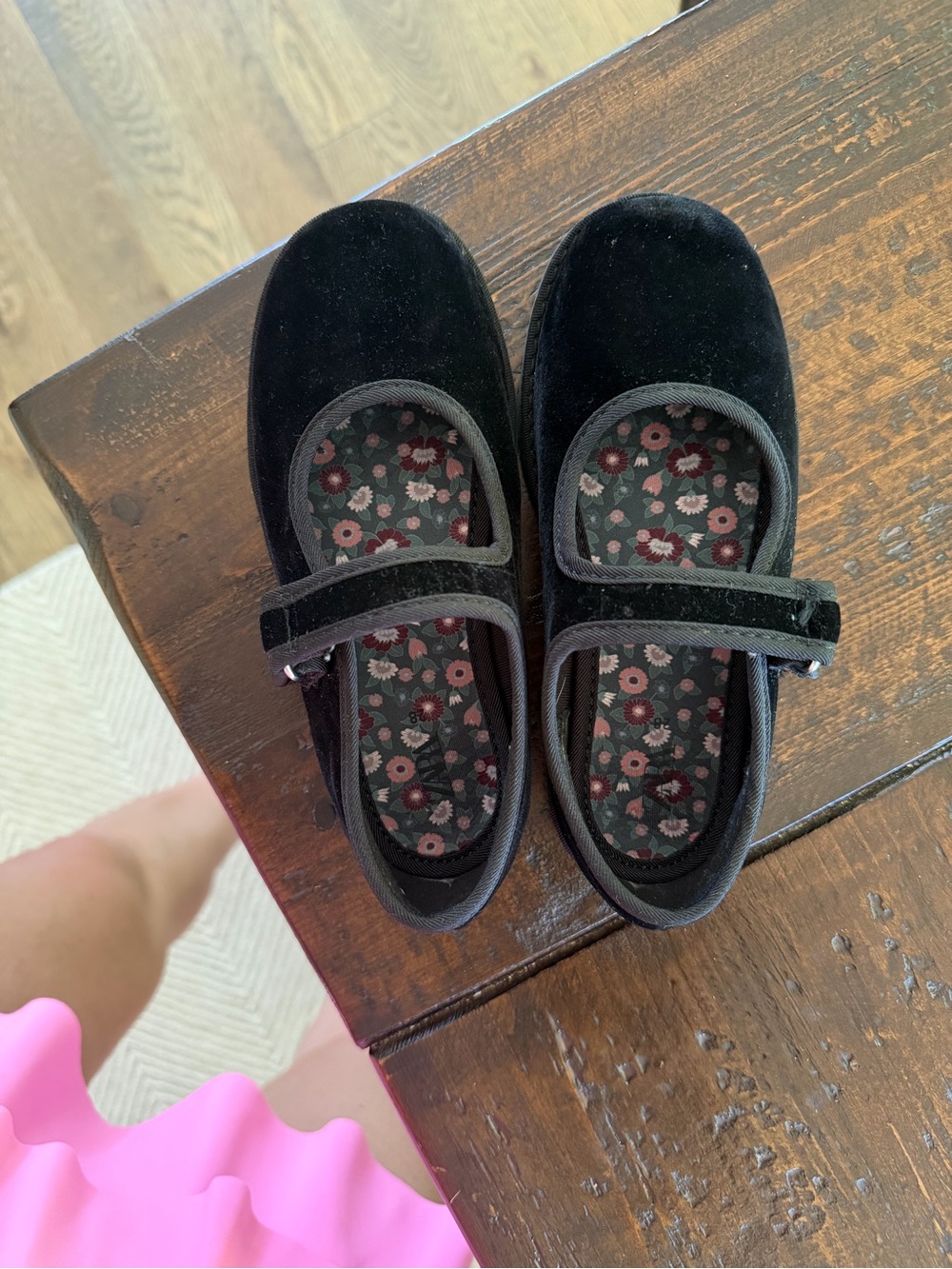 Zara Black Velvet Mary Jane Shoes with Floral Insole - Picture 2 of 8